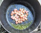 トマトとベーコンの味噌スープに温泉たまご作り方3写真