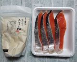 材料２つ☆塩鮭のみりん粕漬け作り方1写真