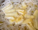 もやし 油揚げ わかめの味噌汁^^作り方4写真