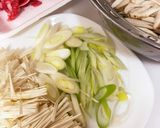 ごぼうと牛肉の柳川風作り方1写真