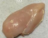 青椒肉絲にどうぞ！鶏胸肉の細切り方法作り方1写真
