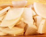 レンジ時短で簡単!チーかまと大根の煮物作り方1写真