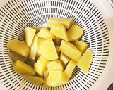 さつまいもと油揚げの味噌汁作り方6写真