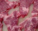 豚厚切り肉 柚子ジャム入りスペアリブ風作り方1写真