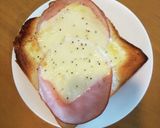 ハムチーズ黒蜜ブラックペッパートースト作り方1写真