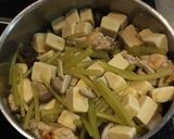 手羽元と蕗と高野豆腐の煮物作り方8写真