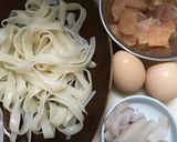 クア・ガイ(米粉太麺醤油焼きそば)作り方4写真
