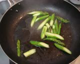 牛肉とアスパラのオイスターソース炒め作り方3写真