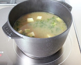 生青のりで【青のりと豆腐のお味噌汁】作り方3写真