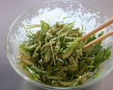 蒸し鶏の恵みの麴青汁マヨネーズ和え作り方4写真