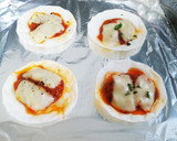 餃子の皮とミートソースでピザ風♪作り方9写真
