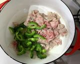 ゴーヤ&豚バラとふんわり卵のお味噌汁作り方2写真