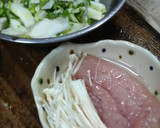 手作りの風味☆白菜と鶏の胡麻マヨあえ作り方1写真