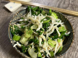 簡単♪セロリの葉としらすの白だし炒め