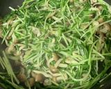 簡単。水菜としめじの卵炒め作り方3写真