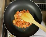 超簡単☆旨味堪能!キムチナポリタンです♪作り方2写真