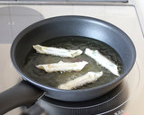 定番おつまみ【チーズのシュウマイ皮揚げ】作り方4写真