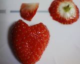 飾り切り＊いちごのハート作り方2写真