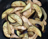 鶏胸でコク旨！新じゃがのオイマヨ炒め作り方5写真