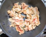 豚こま肉とキュウリのキムチ炒め作り方2写真