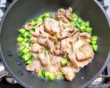 豚こま肉とキュウリのキムチ炒め作り方3写真
