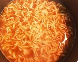 豚肉と白菜のハリッサ炒め乗せ味噌ラーメン作り方3写真