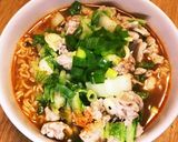 豚肉と白菜のハリッサ炒め乗せ味噌ラーメン作り方4写真
