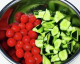 キュウリ、ミニトマト、塩昆布のサラダ作り方10写真
