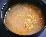 即席！人参のお味噌汁　ごま風味作り方3写真