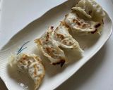 残った焼き餃子をスープにドボン✨作り方2写真