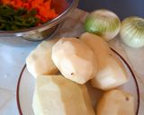 豚肉とじゃが芋の煮込み作り方1写真