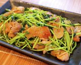 【絶品】「豚バラと豆苗のオイスター炒め」作り方9写真