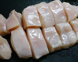 簡単！ふわとろむね肉のだしマヨ炒め作り方1写真