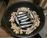 小サバとキノコのアヒージョ作り方7写真