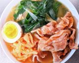 豚骨スープのしゃぶしゃぶ肉ラーメン作り方9写真