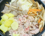 すき焼きな味付けで、スキヤキ焼き卵とじ！作り方2写真