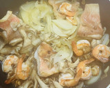 赤魚と舞茸のトマト海鮮パスタ作り方2写真