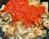 赤魚と舞茸のトマト海鮮パスタ作り方3写真