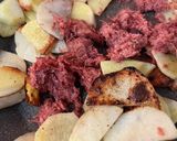 ポテトとコンビーフのスパイシー炒め作り方3写真