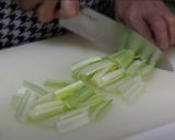 ヘルシー♪小松菜としいたけのペペロン炒め作り方1写真