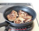 ソース不要!シンプルな【ポークステーキ】作り方5写真