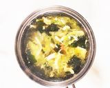 レタスとカニカマの中華スープ作り方7写真