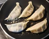 いつもの材料でジューシーな王道餃子作り方7写真