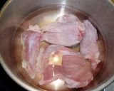 ヘルシー！牛すね肉と大根のピリ辛煮込み！作り方1写真