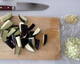 万能！　なすとひき肉ピリ辛炒め！作り方1写真