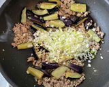 万能！　なすとひき肉ピリ辛炒め！作り方5写真
