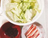 レタスとカニカマの中華スープ作り方1写真