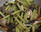 山ぶきと椎茸の炊いたん作り方4写真
