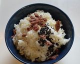 もち麦で梅子と黒胡麻おにぎり作り方3写真