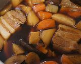 豚ばらと根菜の煮物作り方4写真